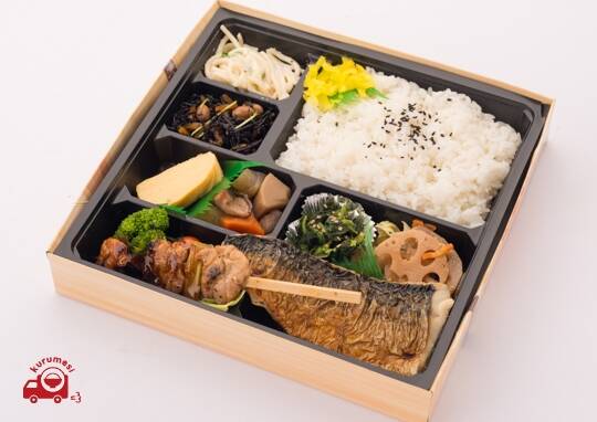 お弁当メニュー タルタル南蛮と赤魚の西京焼 1,018円(税込1,100円)
