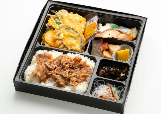 お弁当メニュー タルタル南蛮と赤魚の西京焼 1,018円(税込1,100円)