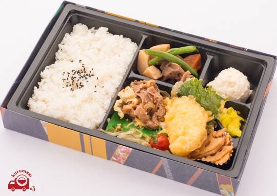 お弁当メニュー タルタル南蛮と赤魚の西京焼 1,018円(税込1,100円)