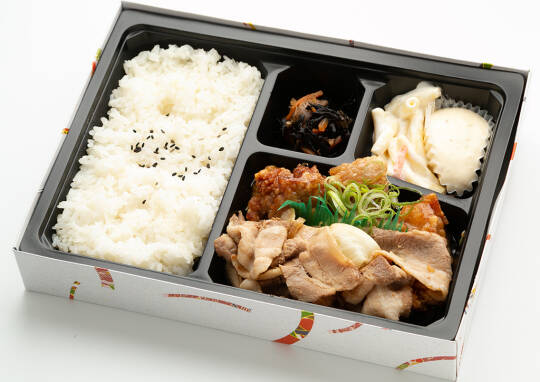 お弁当メニュー タルタル南蛮と赤魚の西京焼 1,018円(税込1,100円)