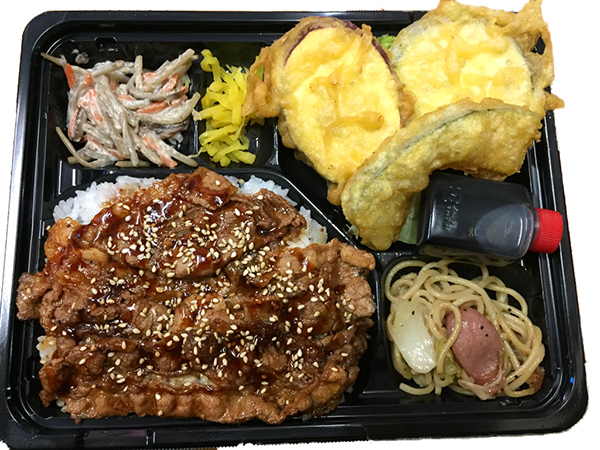 牛飯と旬野菜の彩り弁当